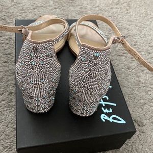 Wedding day shoes! Tiffany blue bottom!